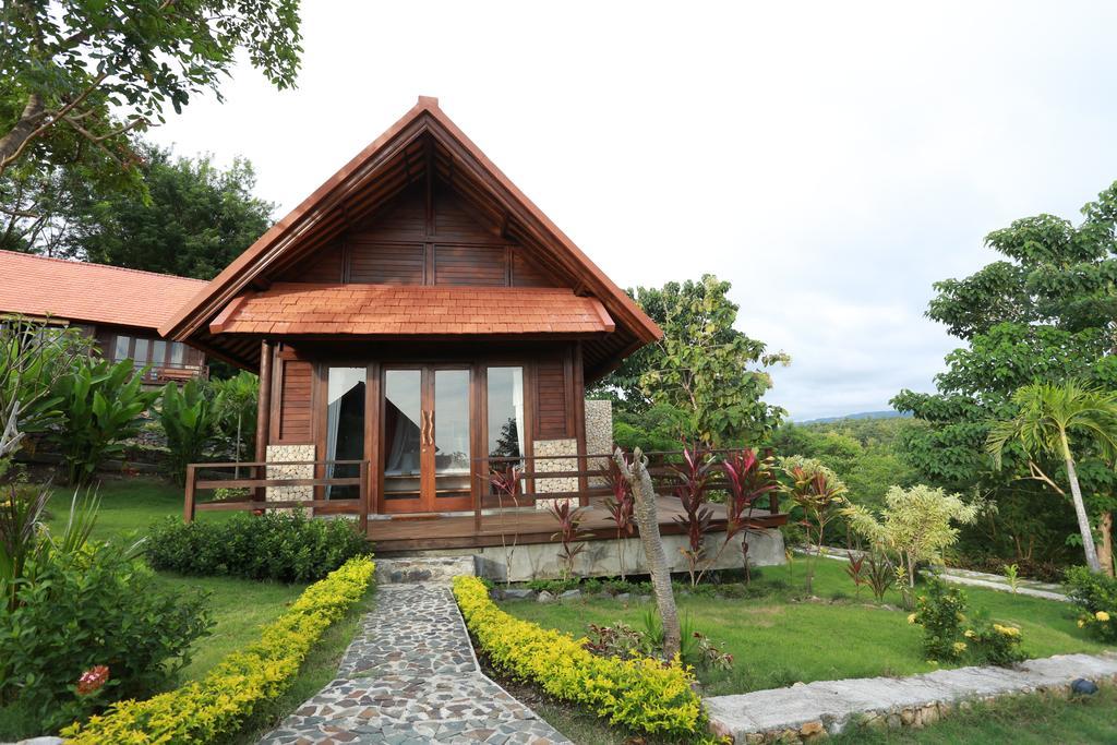 Villa Domanik Лабуан-Бахо Экстерьер фото